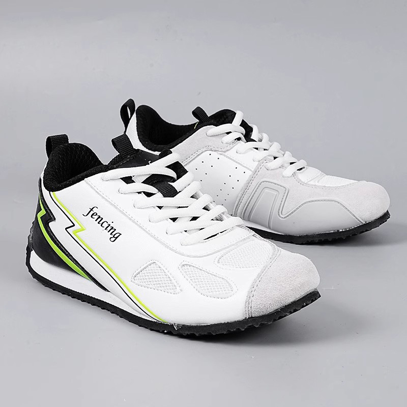 2025년 신상 키드 펜싱화 여성 스웨이드 PU 가죽  - Badminton Outfit 리뷰 및 가격